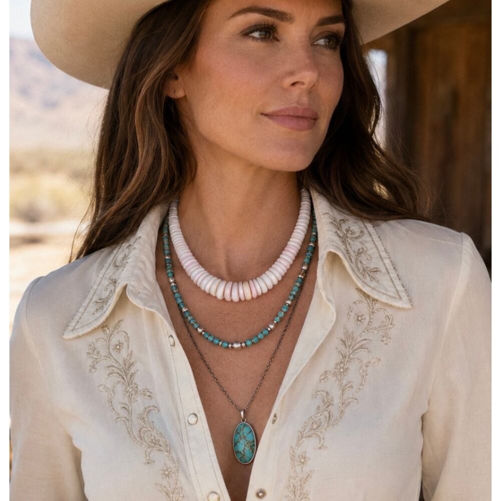 Pink Conch Shell Graduated Disc Bead Necklace | Western Statement Necklace 18"